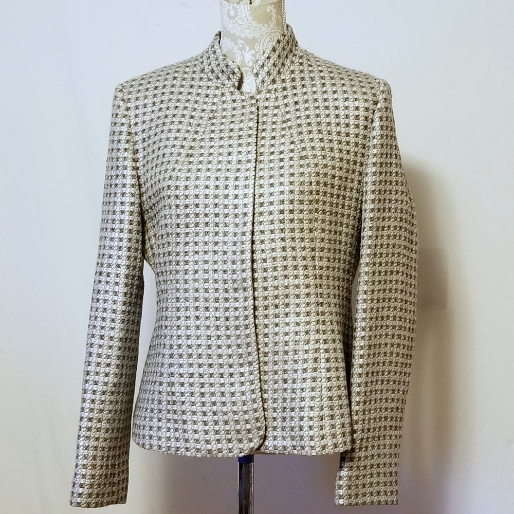 Neiman Marcus Exclusive Mandarin Collar Jacket 12